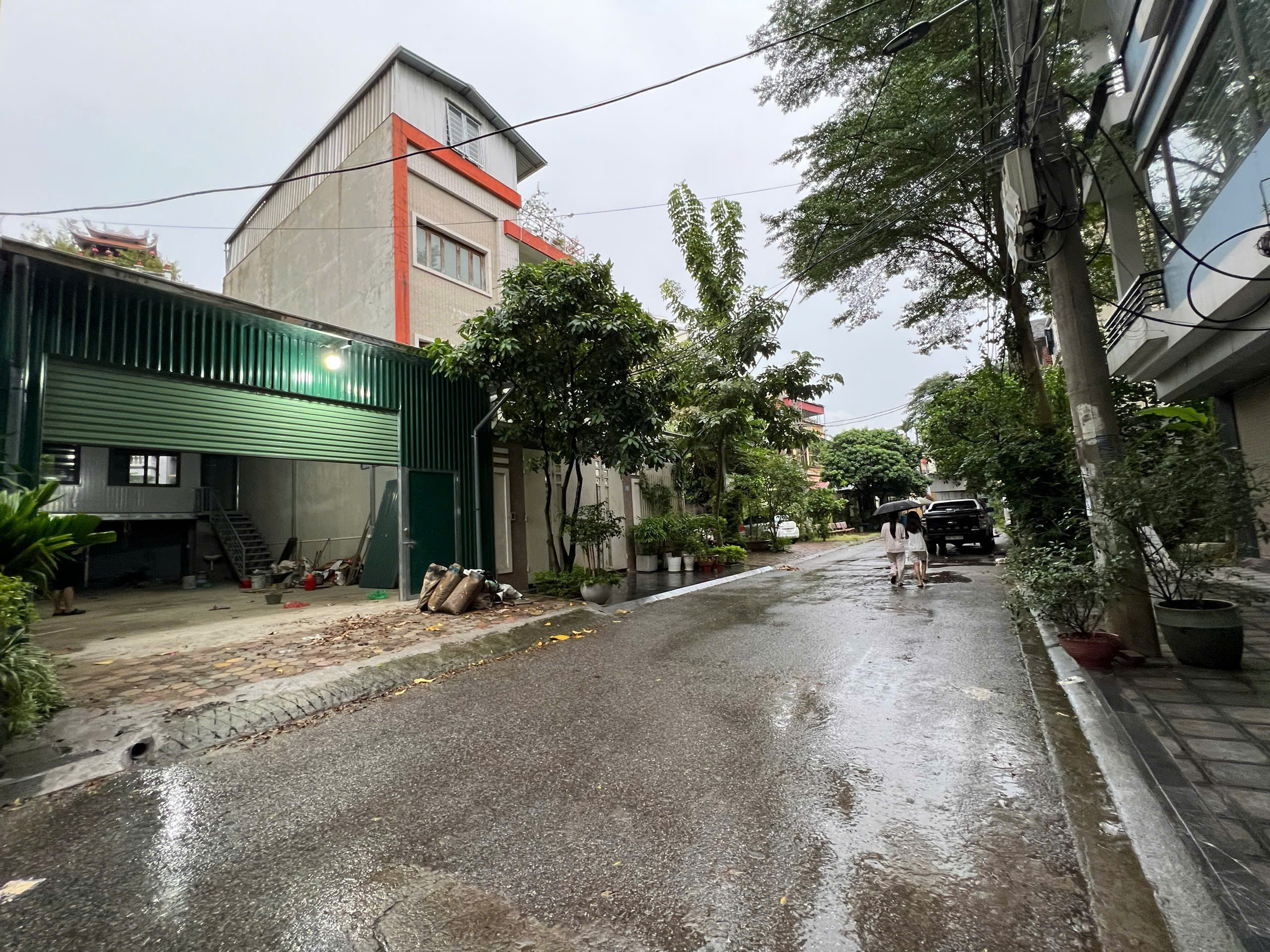 Chính chủ cho thuê kho xưởng Long Biên